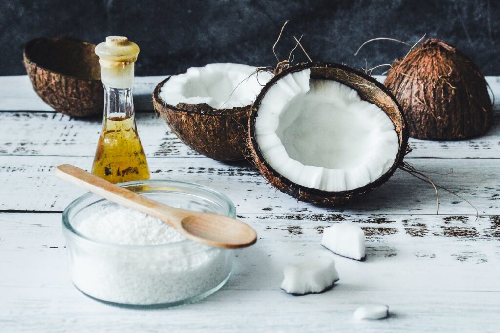 Top 10 DIY Hair Masks for Long & Healthy Hair 3 popular DIY hair masks for hair growth and dry hair
